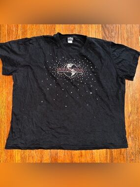 Vintage Women’s 2XL Universal Studios Bedazzled Black Theme Park Shirt
